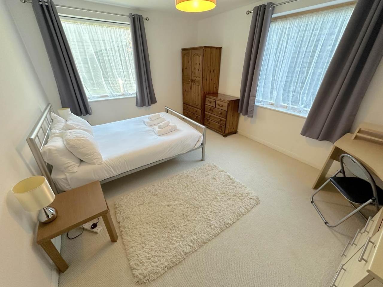 Parc Y Bryn Serviced Apartments آبيريستويث المظهر الخارجي الصورة