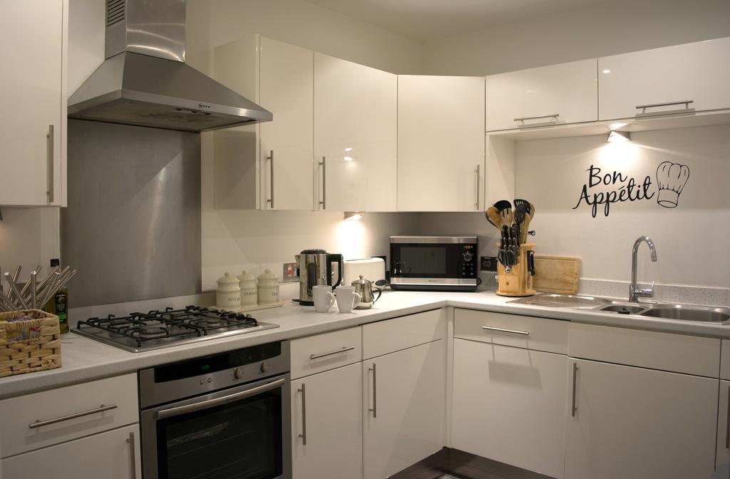 Parc Y Bryn Serviced Apartments آبيريستويث المظهر الخارجي الصورة