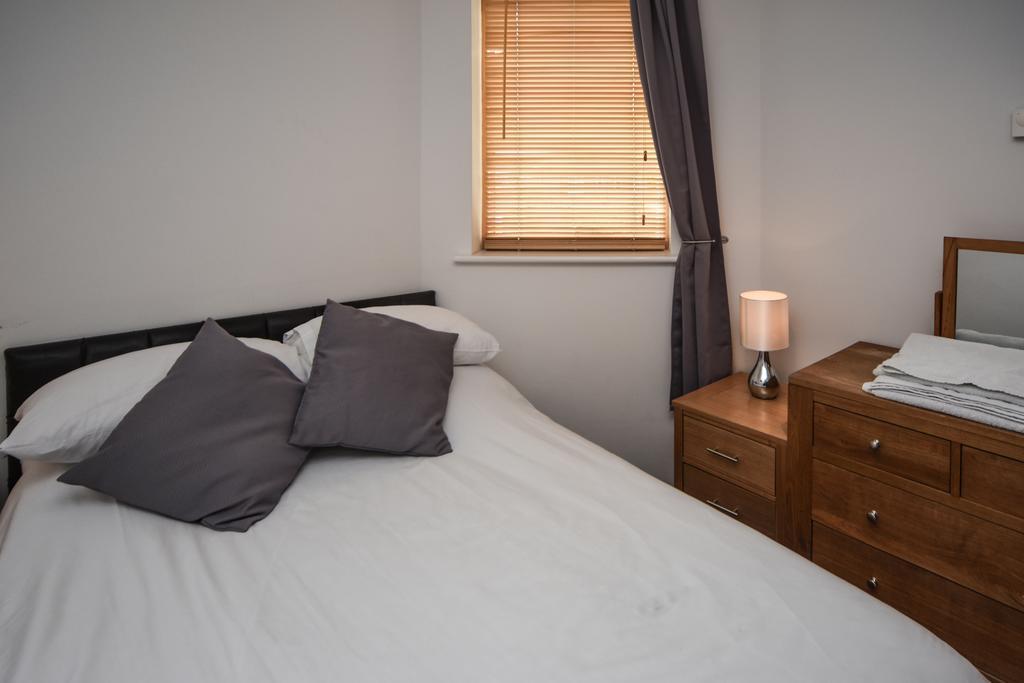 Parc Y Bryn Serviced Apartments آبيريستويث المظهر الخارجي الصورة