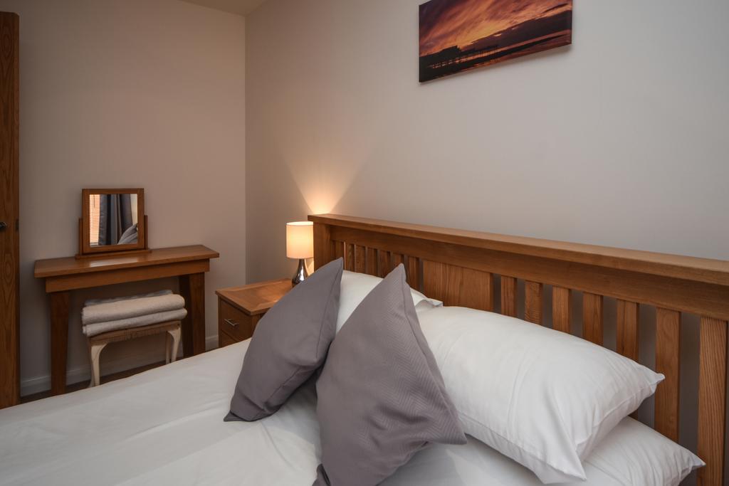 Parc Y Bryn Serviced Apartments آبيريستويث المظهر الخارجي الصورة