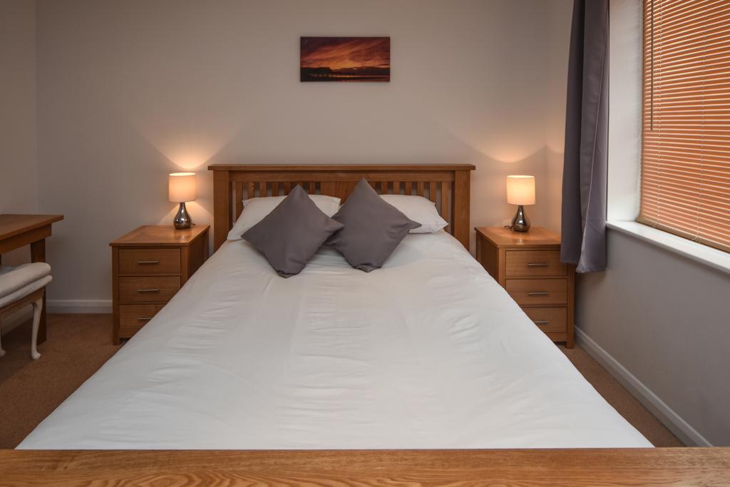 Parc Y Bryn Serviced Apartments آبيريستويث المظهر الخارجي الصورة